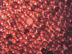 Treatment of fouled anion exchange resins